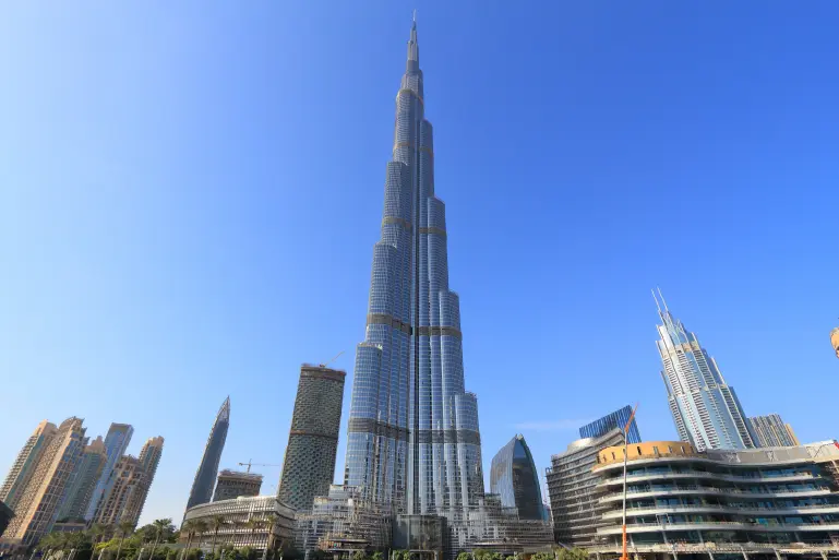 Iconic Emaar Tower architecture view